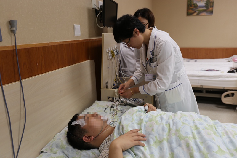 睡眠产业处风口火狐电竞万亿市场寻“规”破局--健康·生活--人民网(图1)