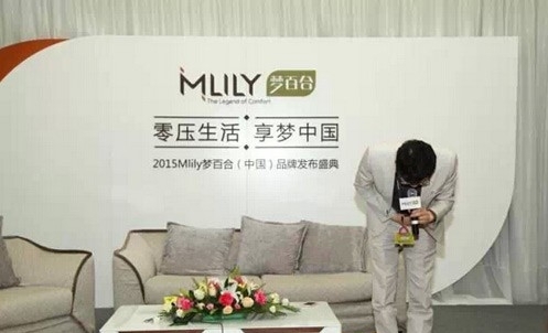 奔走呼吁十数年倪张火狐电竞根的“悲情”色彩(图1)