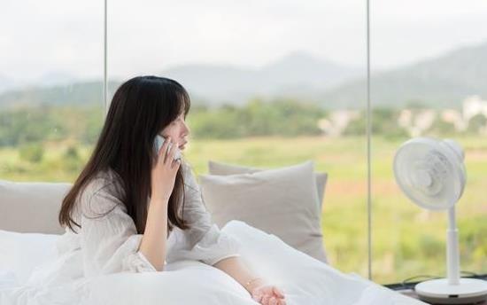 发现自家的婚床上睡着几个人婆婆居然说正常怒了我离家出走火狐电竞(图1)
