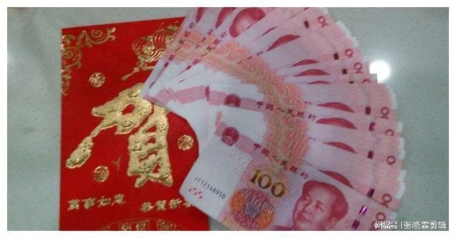 资助的学生断联8年后上门白吃白喝7天火狐电竞临走让我注意床头柜(图7)